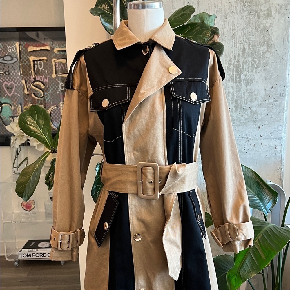 Karen Millen Black and Tan Utility Trench Coat - Picture 3 of 9